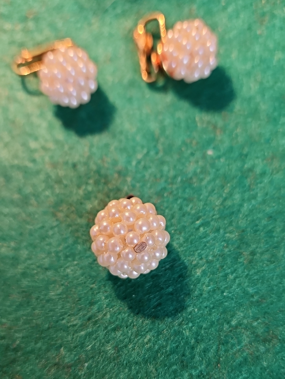 Pearl Cluster Ball Clip-On Earrings – Cream Faux Pearl